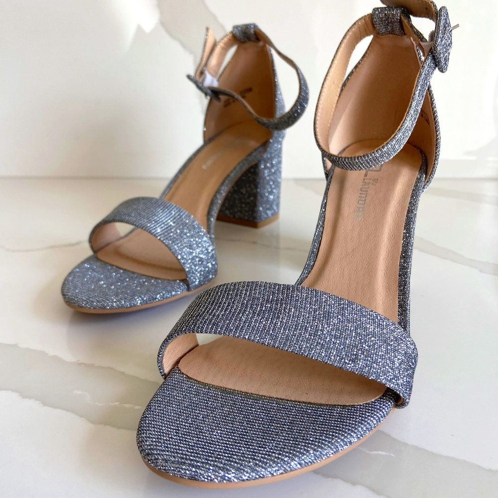 CL BY CHINESE LAUNDRY Silver Glitter Ankle Strap Jody Sandal Gun Metal BRIDAL